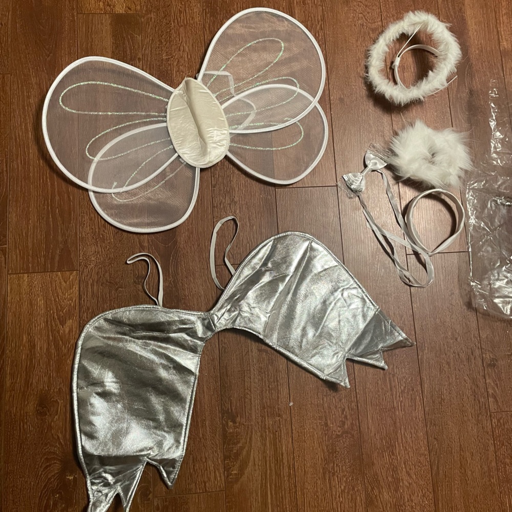 Angel costume accessories